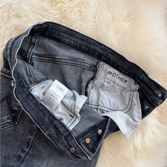 Mother Pixie Dazzler Skimp - Ankle Fray Jeans - Train Stops - Picture 5 of 7